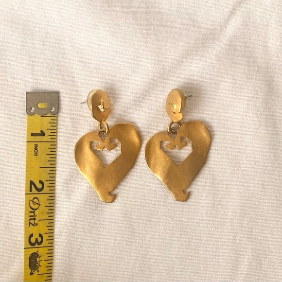 Super cute vintage heart drop earrings! Great for Valentine’s Day! - Picture 3 of 3